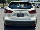 Used 2021 Nissan Rogue Sport SV image 3