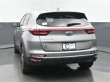 Used 2020 Kia Sportage LX image 4