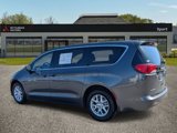 Used 2022 Chrysler Voyager LX image 5