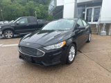 Used 2020 Ford Fusion SE image 3