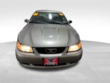 Used 2001 Ford Mustang Coupe image 2