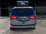 Used 2017 Chrysler Pacifica Touring-L Plus w/ Advanced Safetytec Group image 4