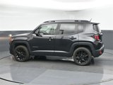 Used 2016 Jeep Renegade Latitude image 5