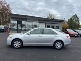 Used 2011 Toyota Camry LE image 3