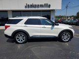 Used 2020 Ford Explorer Platinum w/ Premium Technology Package image 2
