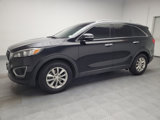Used 2017 Kia Sorento LX image 2