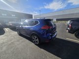 Used 2017 Nissan Rogue SL image 3
