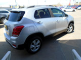 Used 2018 Chevrolet Trax LT w/ LT Convenience Package image 4