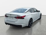 Used 2023 Nissan Altima 2.5 SR image 3