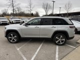 Certified 2023 Jeep Grand Cherokee 4WD 4xe w/ Luxury Tech Group II image 4