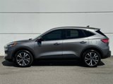 Used 2021 Ford Escape SE w/ SE Sport Appearance Package image 4