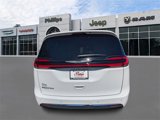 New 2025 Chrysler Pacifica Select image 5