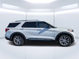 Used 2022 Ford Explorer Limited w/ Equipment Group 301A image 2