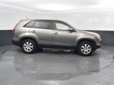 Used 2013 Kia Sorento LX w/ Third Row Pkg image 4
