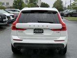 Used 2018 Volvo XC60 T5 Momentum w/ Vision Package image 5