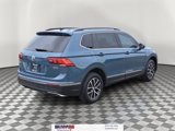 Used 2020 Volkswagen Tiguan SE w/ Panoramic Sunroof Package image 4