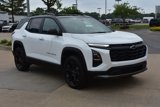 New 2026 Chevrolet Equinox LT w/ Midnight Edition image 3