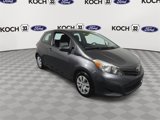 Used 2012 Toyota Yaris L image 2