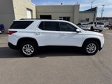 Used 2020 Chevrolet Traverse LT image 2