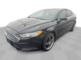 Used 2017 Ford Fusion SE w/ Fusion SE Technology Package image 4