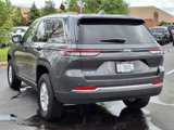 New 2025 Jeep Grand Cherokee Laredo w/ Luxury Tech Group I image 4
