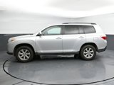 Used 2012 Toyota Highlander FWD image 5