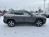 Used 2019 Jeep Cherokee Limited image 3