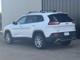 Used 2018 Jeep Cherokee Limited image 3