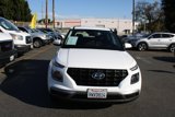 Used 2021 Hyundai Venue SE image 2