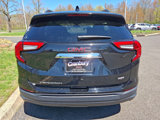Used 2022 GMC Terrain SLE w/ Driver Convenience Package image 4
