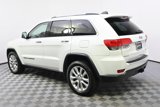 Used 2017 Jeep Grand Cherokee Limited w/ Luxury Group II image 2