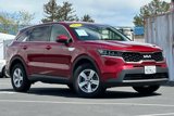 Used 2023 Kia Sorento LX image 2