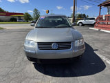 Used 2002 Volkswagen Passat GLS image 2