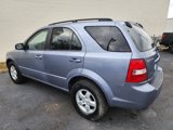 Used 2009 Kia Sorento LX image 3