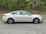 Certified 2017 Ford Fusion SE w/ Fusion SE Technology Package image 5