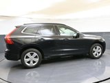 Used 2022 Volvo XC60 B5 Momentum image 6