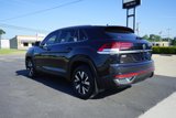 Used 2021 Volkswagen Atlas Cross Sport SE image 3