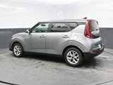 Used 2022 Kia Soul LX w/ Technology Package image 4