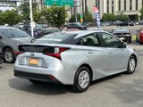 Used 2022 Toyota Prius L Eco image 2