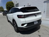 Used 2023 Volkswagen ID.4 Pro image 3