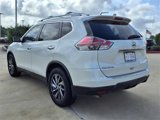 Used 2015 Nissan Rogue SL w/ SL Premium Package image 2