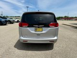 Used 2023 Chrysler Voyager LX image 3