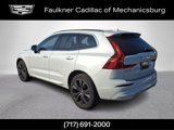 Used 2022 Volvo XC60 B5 Momentum w/ Climate Package image 3