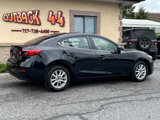 Used 2016 MAZDA MAZDA3 i Grand Touring image 3