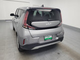 Used 2023 Kia Soul LX image 6