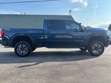 Used 2021 GMC Sierra 2500 AT4 image 4