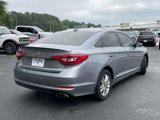Used 2016 Hyundai Sonata SE image 3
