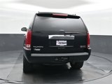 Used 2007 GMC Yukon Denali image 2