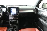 Used 2019 Volvo XC40 T5 Momentum image 5
