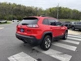 Used 2019 Jeep Cherokee Trailhawk image 5
